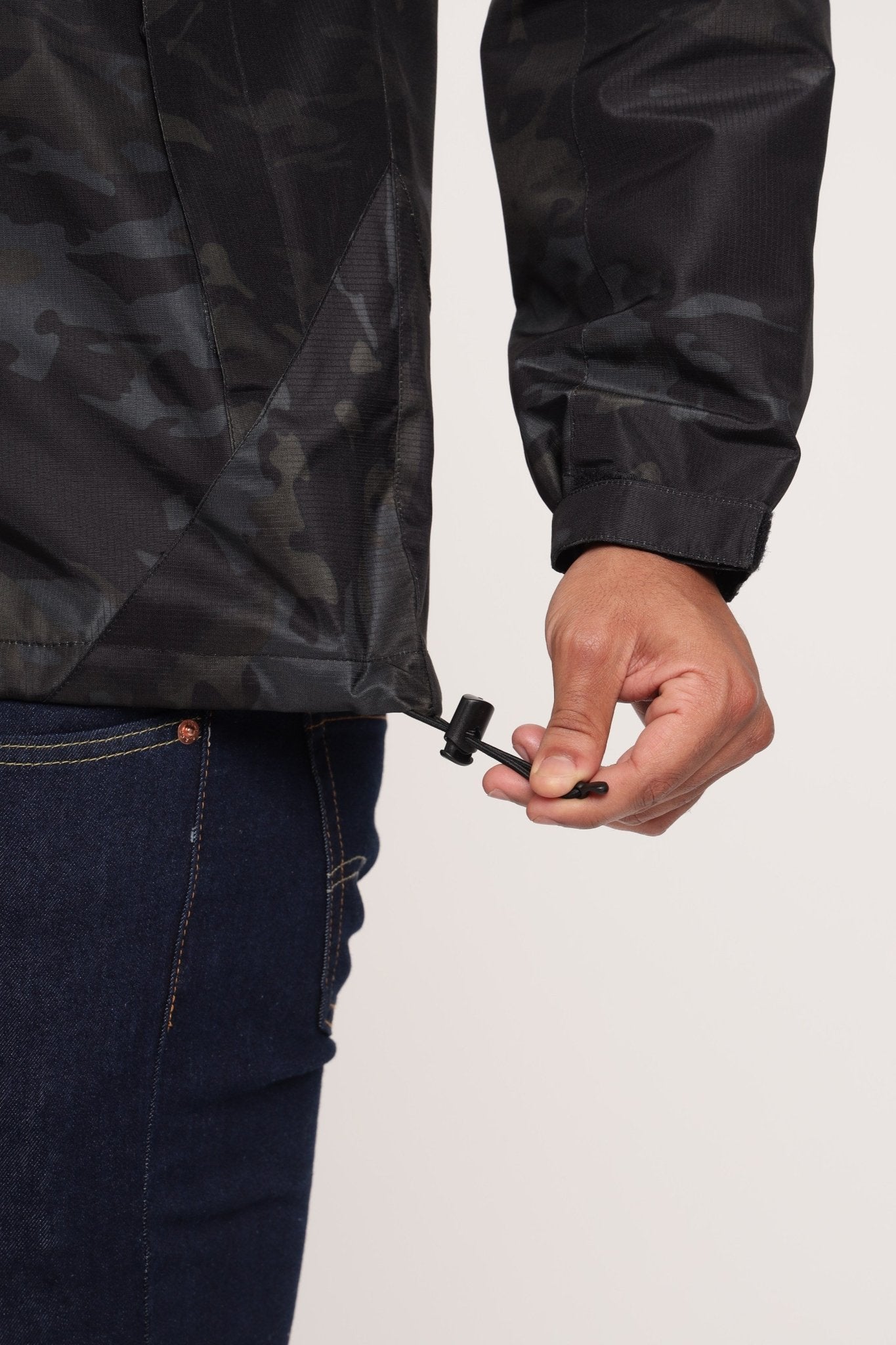 Black Multicam Airshell Windjacket