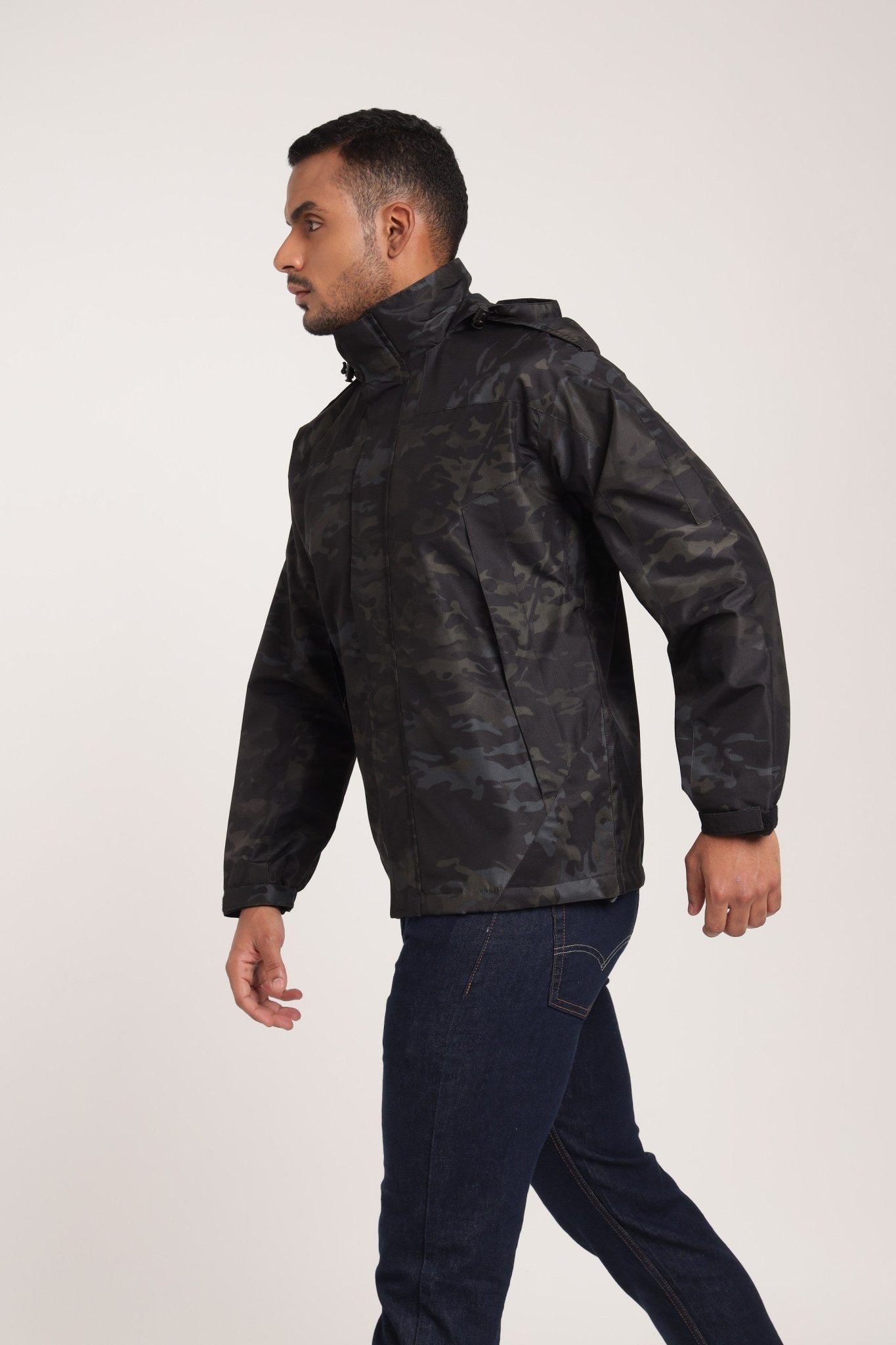 Black Multicam Airshell Windjacket